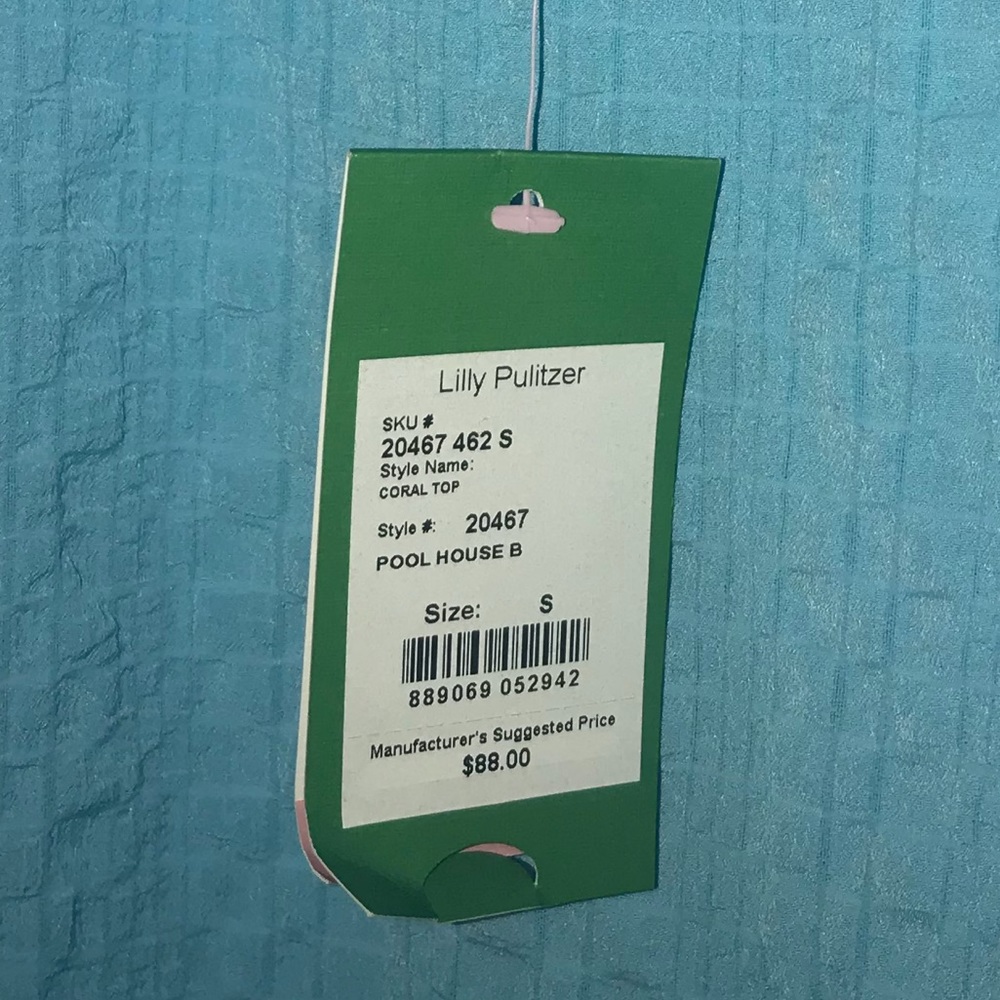 SOLD NWT Lilly Pulitzer Top in Pool House Blue - Picture 8 of 8